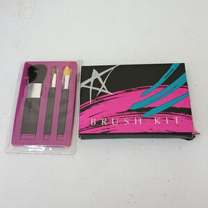 NOS 1991 Avon Brush Kit Makeup Applicators Brushes 3 Count